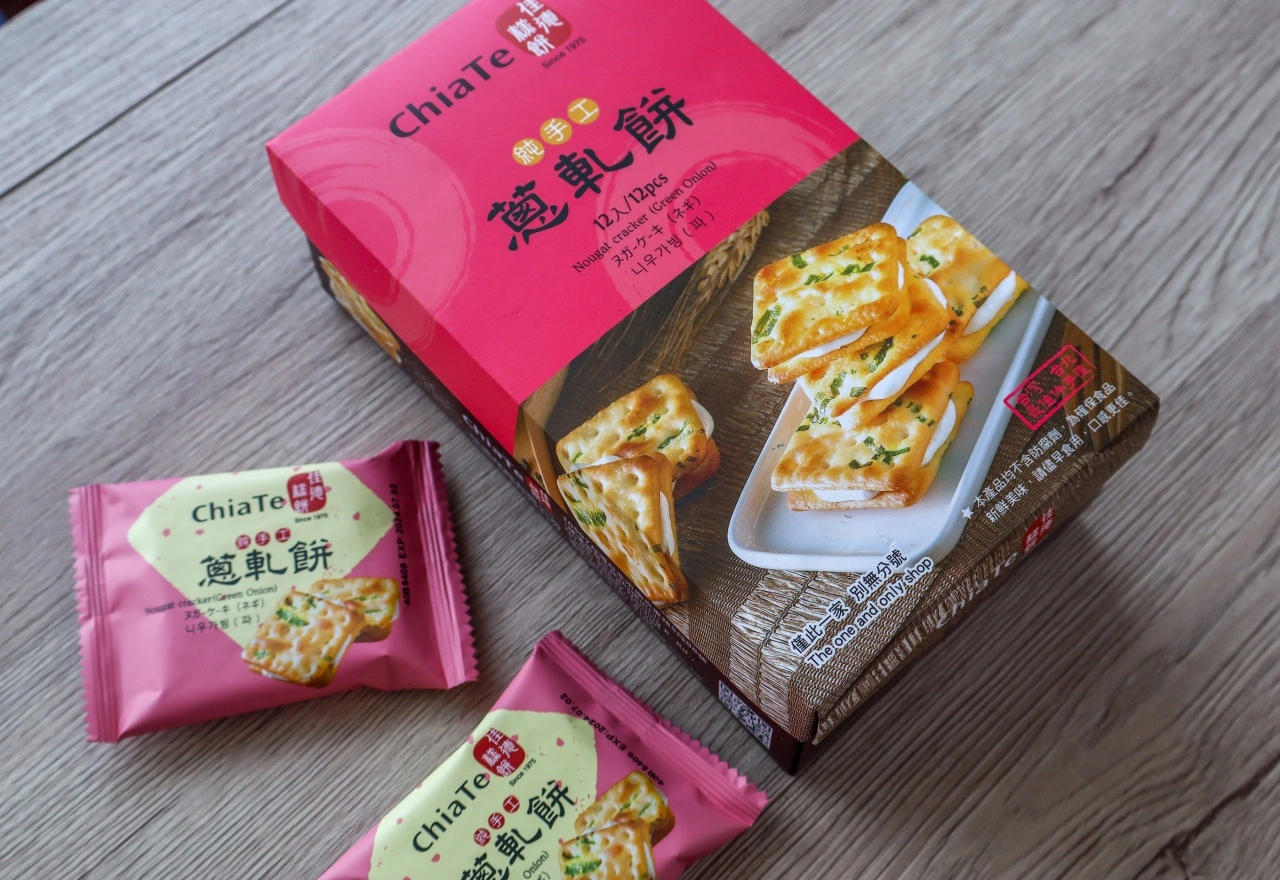 ของฝากไต้หวันอย่างแครกเกอร์นูกัตตังเมหาซื้อได้ตามร้านค้าทั่วไป