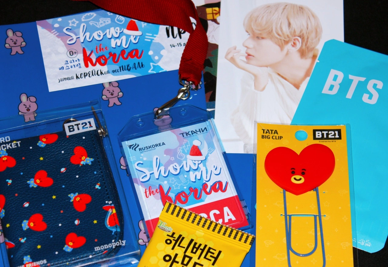ของฝากจากเกาหลี เมอร์ชแอนไดส์ K-Pop