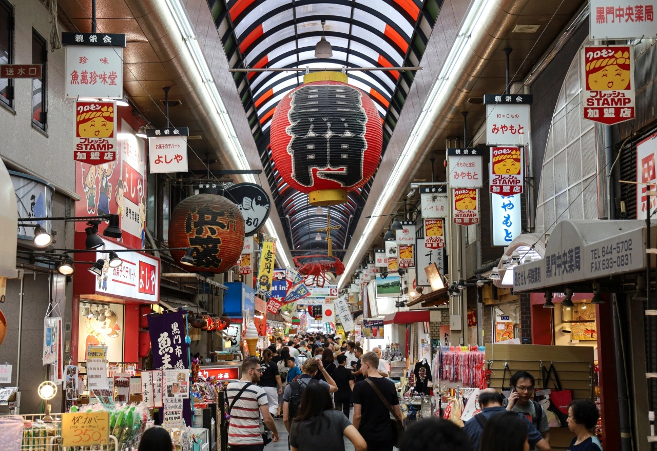 ตลาดปลา Osaka ตลาดคุโรมง (Kuromon Ichiba)