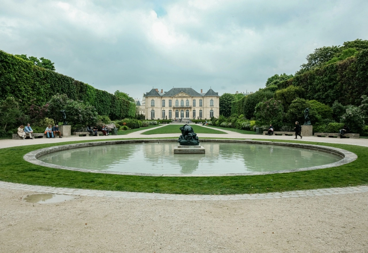 พิพิธภัณฑ์โรแด็ง (Musée Rodin) ท่องเที่ยวปารีส เอาใจสายประติมากรรมกลางสวนสวย
