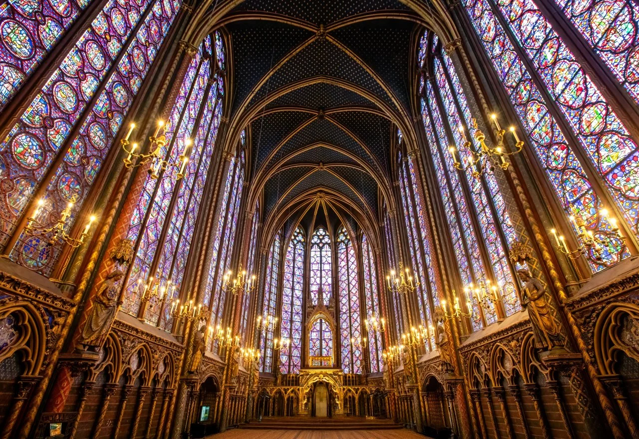 โบสถ์แซ็งต์-ชาแปล (Sainte-Chapelle) เที่ยวปารีส ชมกระจกสีสุดอลังการกลางเกาะ Île de la Cité