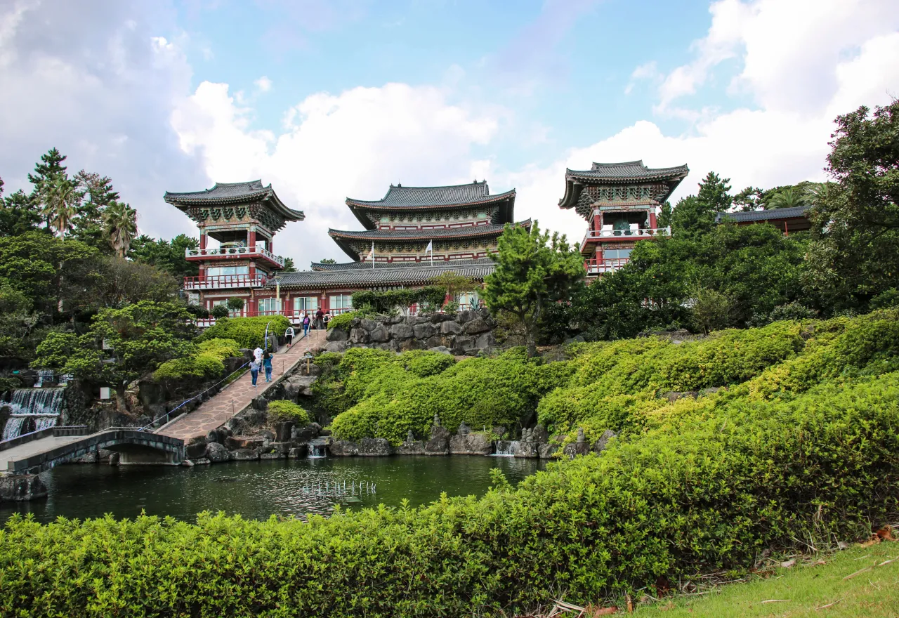 ที่เที่ยวเกาะเชจู วัดยักชอนซา