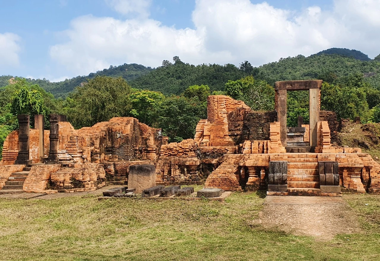 ปราสาทหมีเซินโบราณสถานมรดกโลกที่เที่ยวเวียดนามสายประวัติศาสตร์