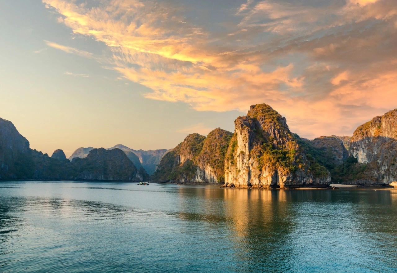 ฮาลองเบย์อ่าวมรดกโลกที่เที่ยวเวียดนามสวยงามที่สุด