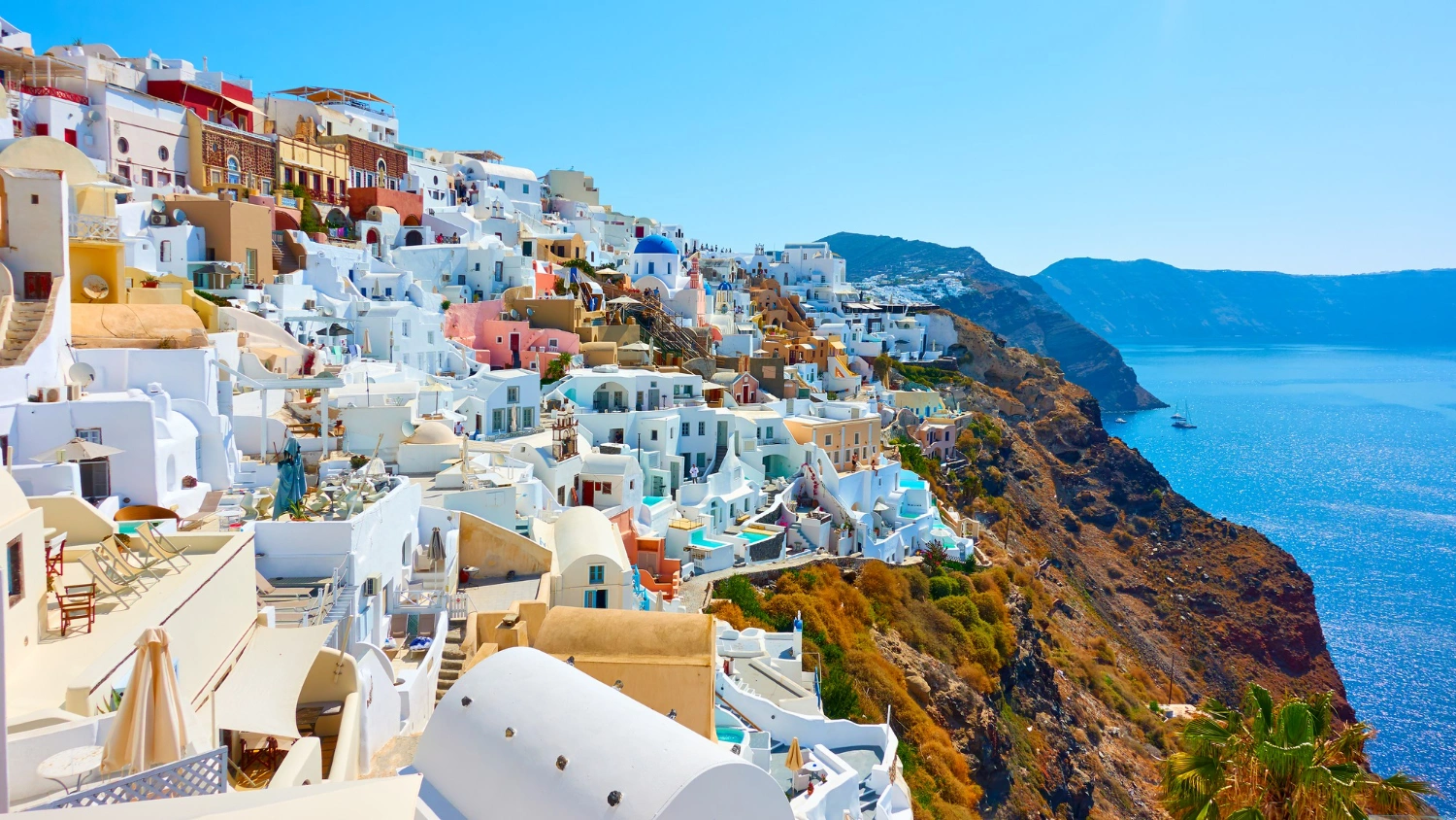 greece-santorini-island-panoramic-view-of-city-by-sea-greek