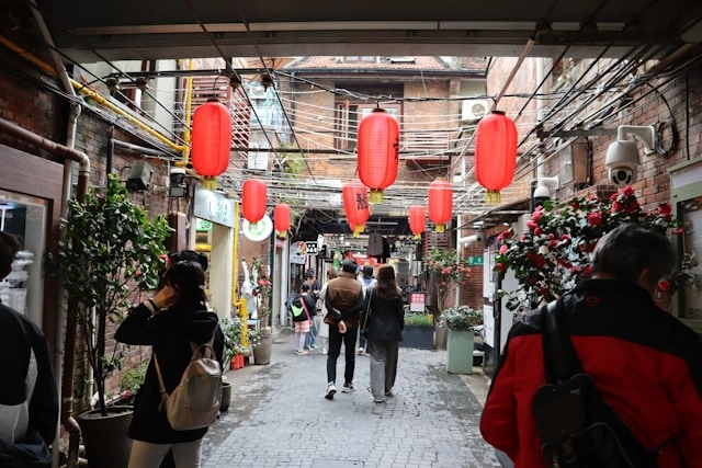 people-walking-and-enjoying-tianzifang-art-district-in-shanghai