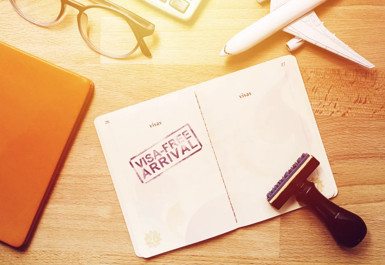 ฟรีวีซ่า (Free Visa) กับ Visa on Arrival ต่างกันยังไง