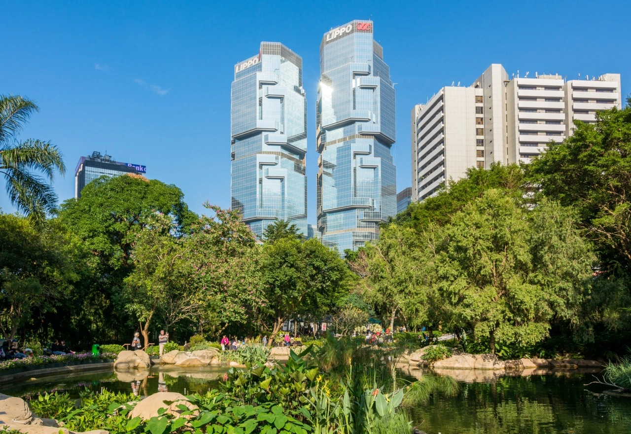 เที่ยวฮ่องกงที่สวนสาธารณะฮ่องกงเป็นโอเอซิสสีเขียวที่สวยงามใจกลาง