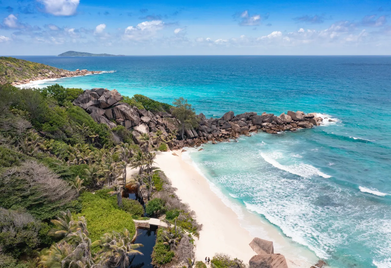 ทะเลที่สวยที่สุดในโลก หาด Grande Anse เกาะ La Digue